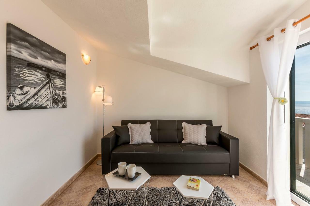 Apartments Ivka Бол Екстериор снимка